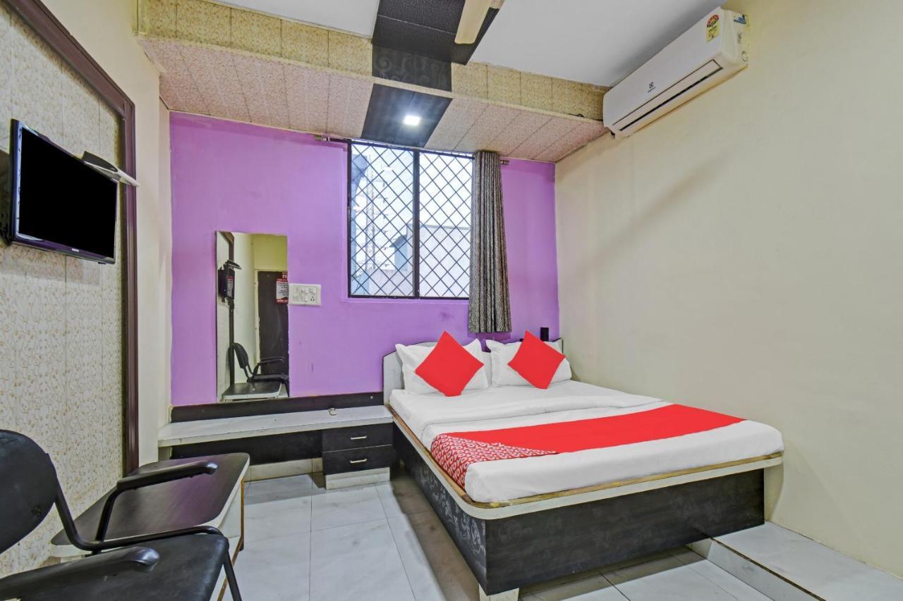 OYO Flagship 84564 Hotel Jaideep Dehu Exterior foto