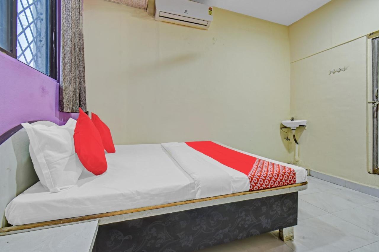 OYO Flagship 84564 Hotel Jaideep Dehu Exterior foto